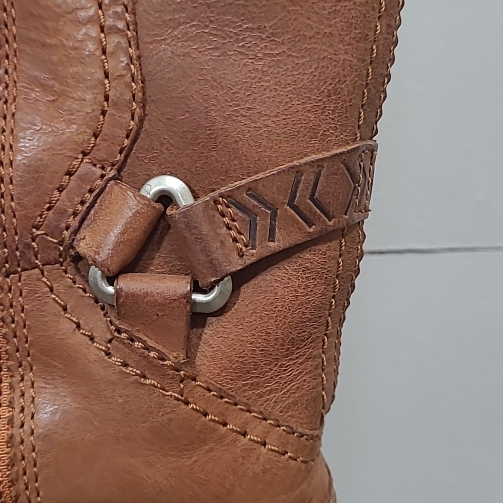 EUC Teva Boots Women's sz 5 Foxy Tall Cognac Leather Side Zip Waterproof Boots - Picture 9 of 14